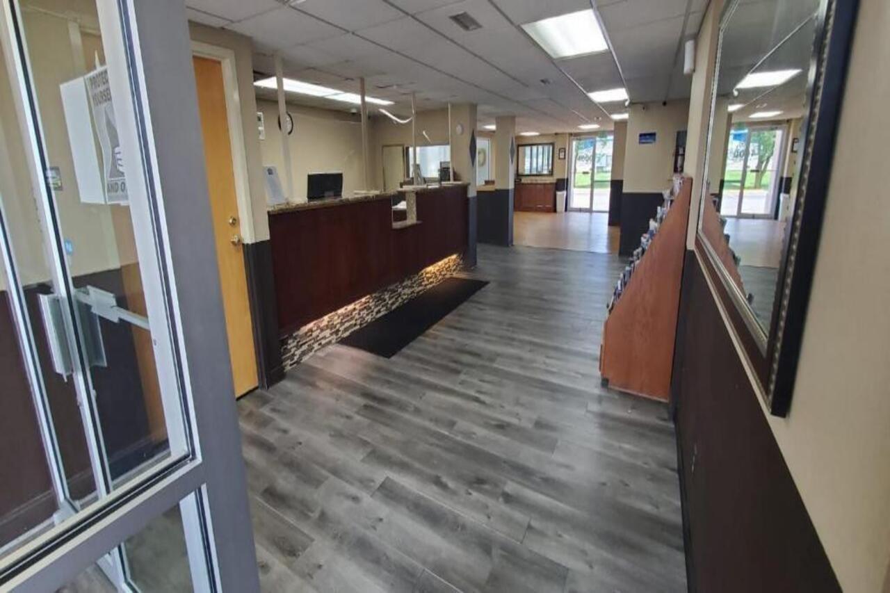 印第安纳波利斯南费尔布里奇快捷酒店 印第安納波利斯 外观 照片